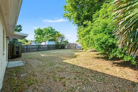 4923 S 82nd Street Tampa FL 33619