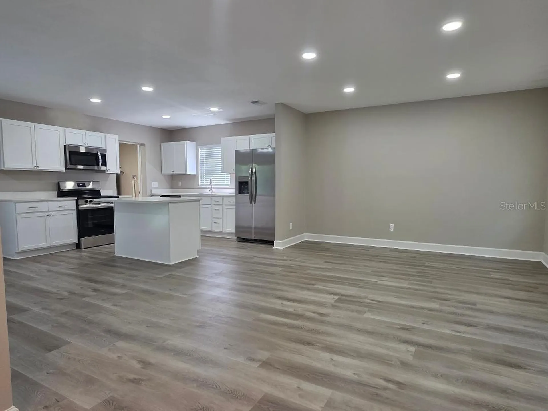 12022 Riverhills Drive Tampa FL 33617