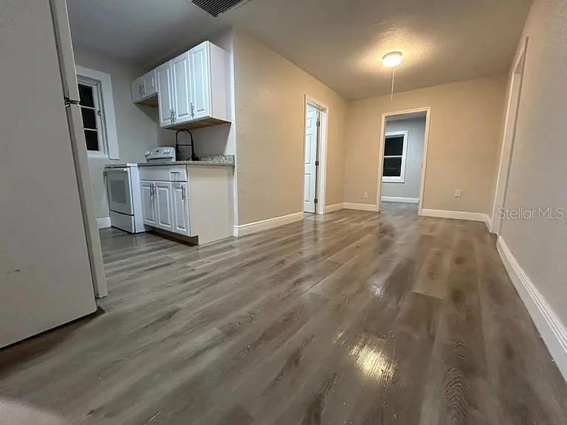 725 16th Avenue NW Largo FL 33770