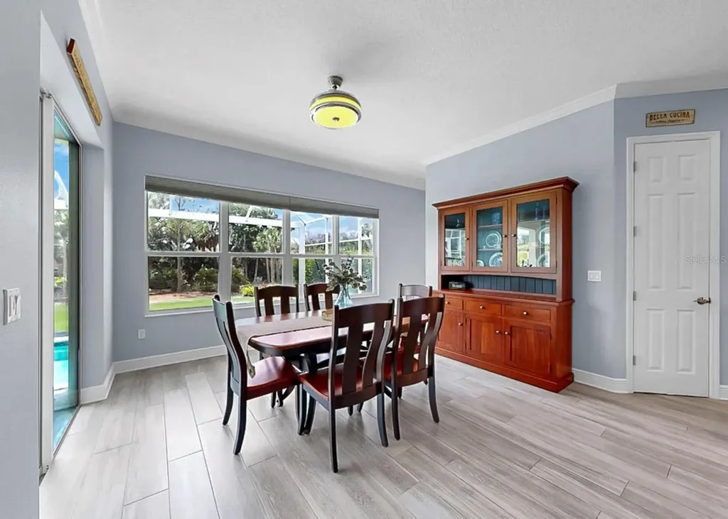 708 Manns Harbor Drive Apollo Beach FL 33572