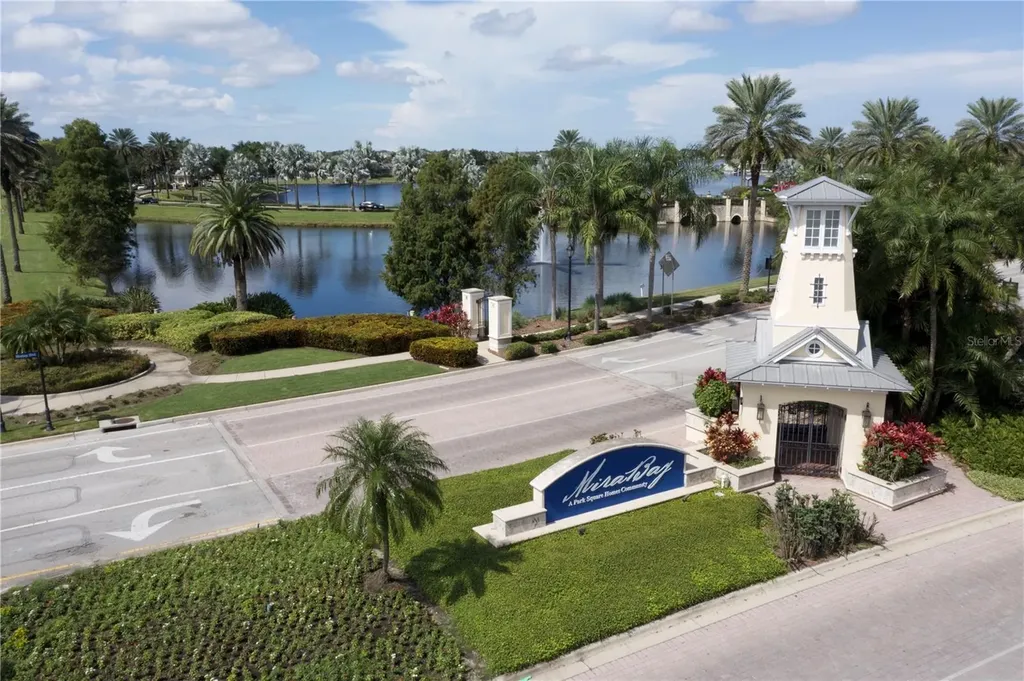 708 Manns Harbor Drive Apollo Beach FL 33572