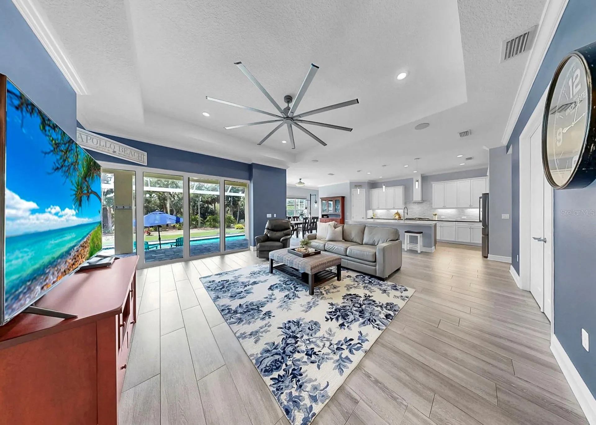 708 Manns Harbor Drive Apollo Beach FL 33572