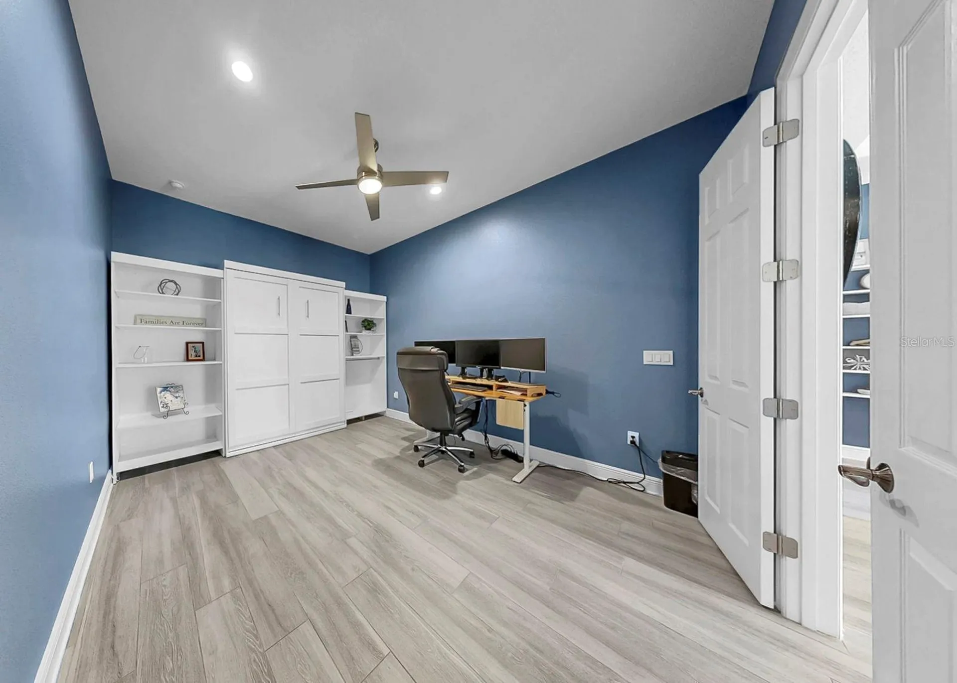 708 Manns Harbor Drive Apollo Beach FL 33572