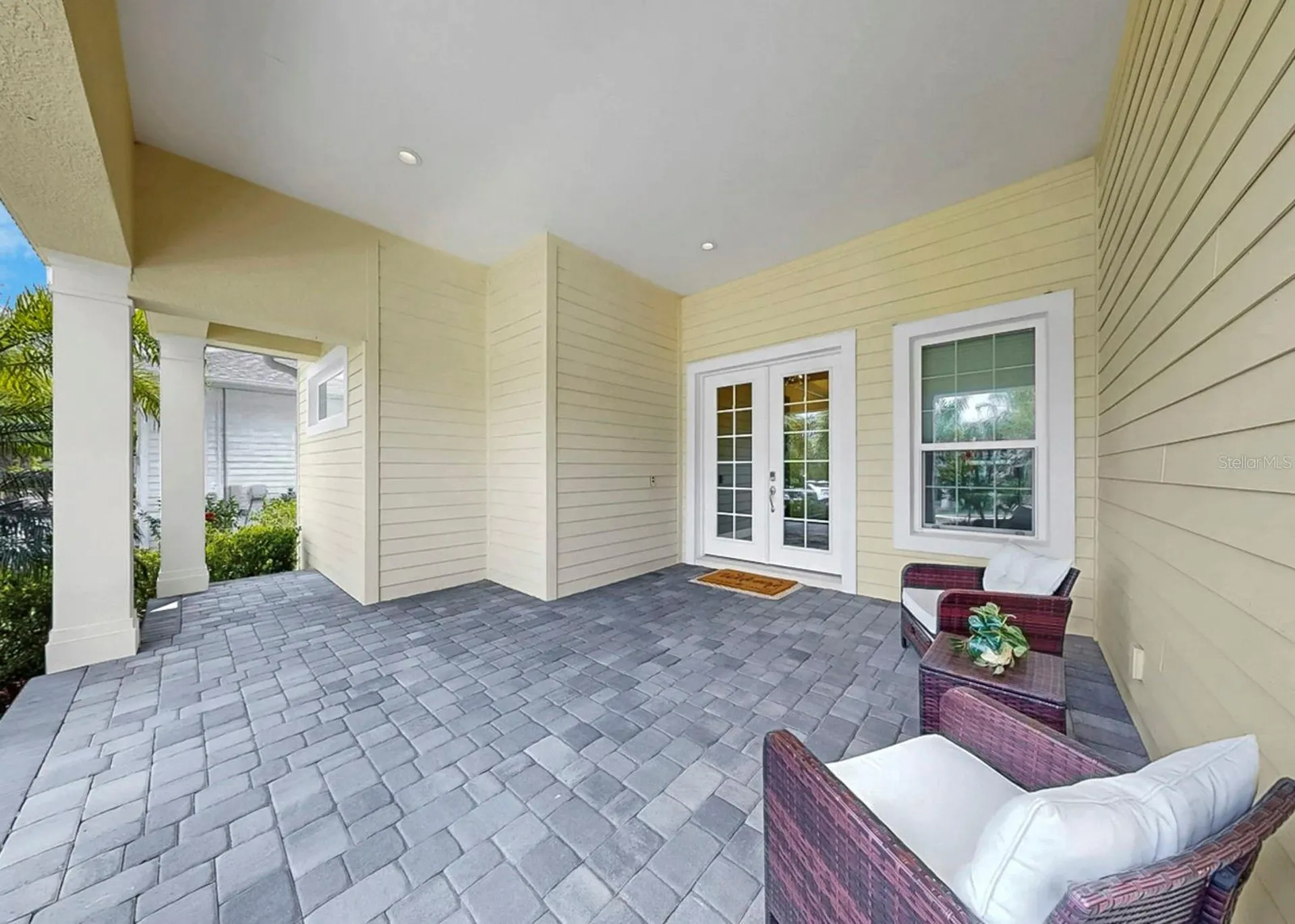 708 Manns Harbor Drive Apollo Beach FL 33572