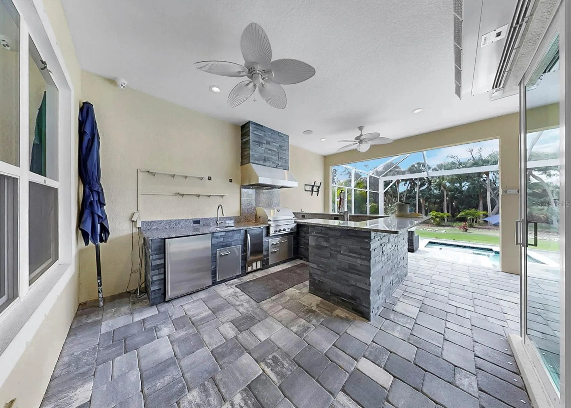 708 Manns Harbor Drive Apollo Beach FL 33572