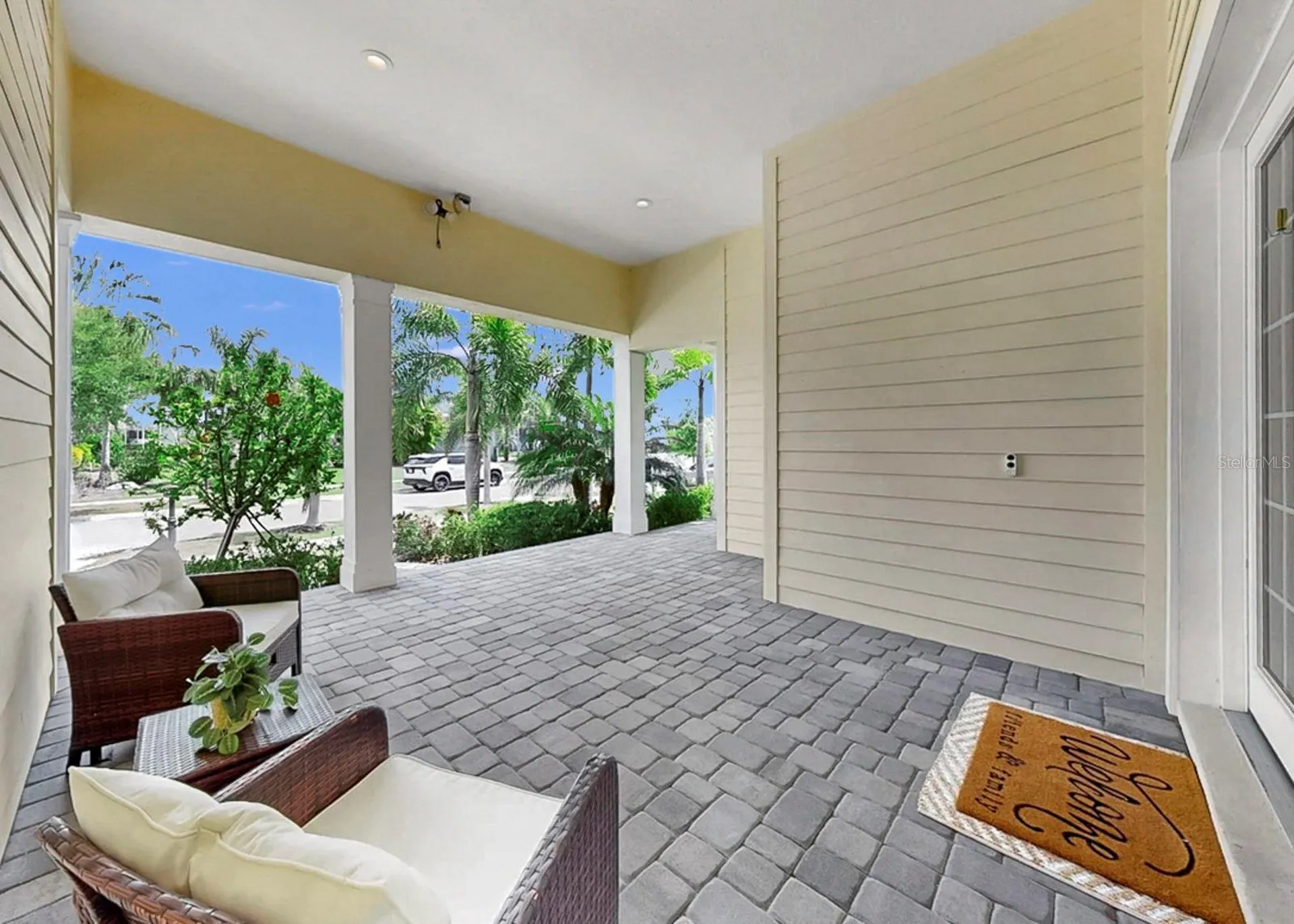 708 Manns Harbor Drive Apollo Beach FL 33572
