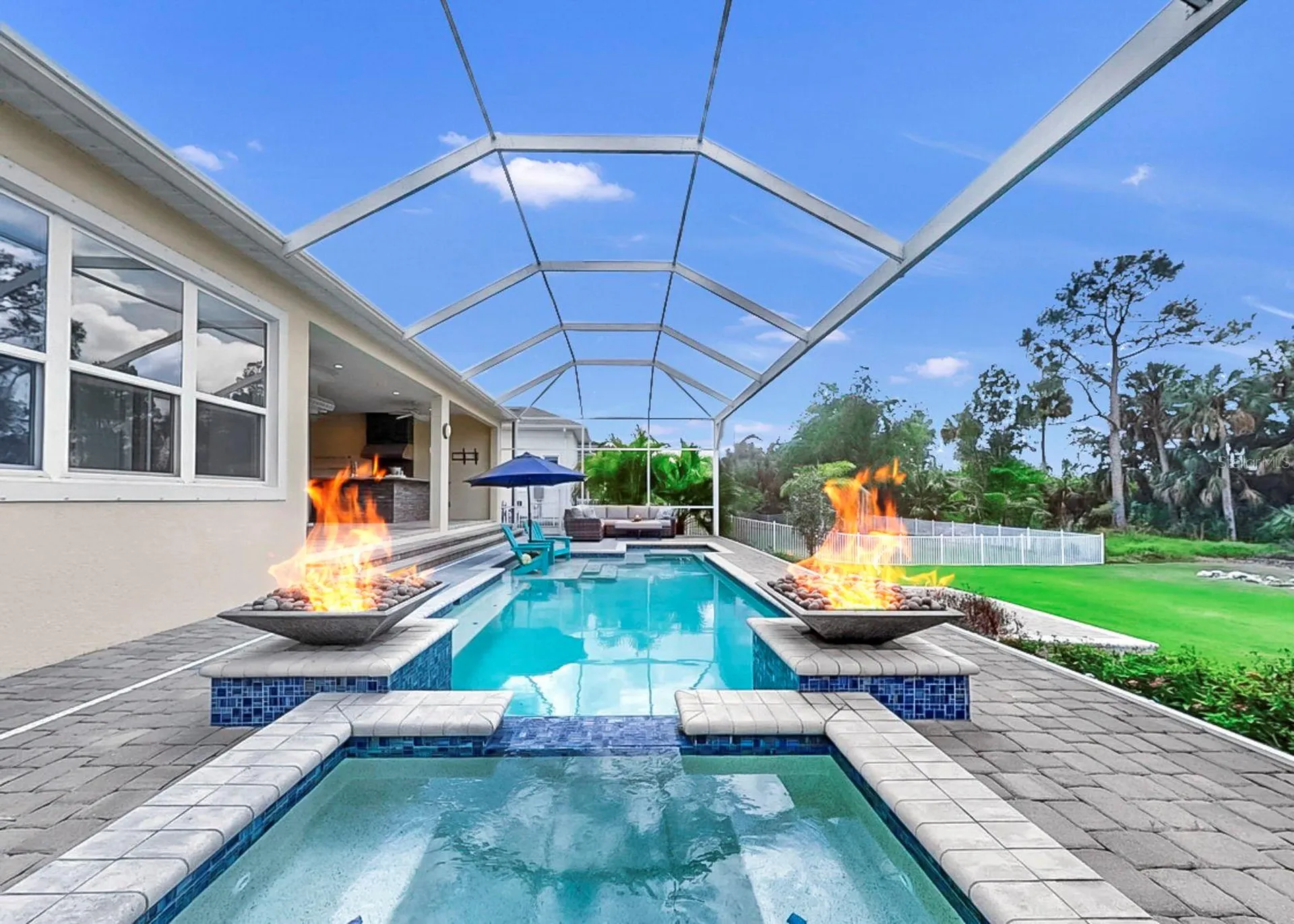708 Manns Harbor Drive Apollo Beach FL 33572