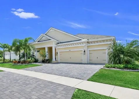 708 Manns Harbor Drive Apollo Beach FL 33572