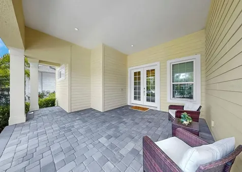 708 Manns Harbor Drive Apollo Beach FL 33572