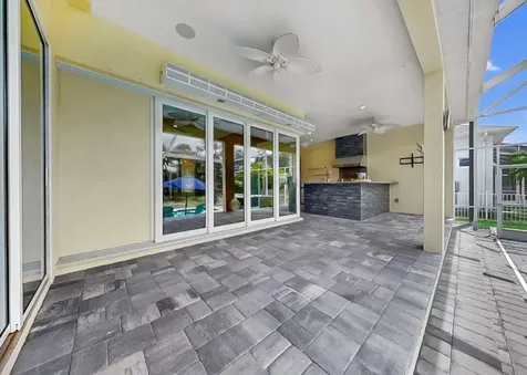 708 Manns Harbor Drive Apollo Beach FL 33572