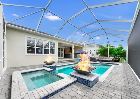 708 Manns Harbor Drive Apollo Beach FL 33572