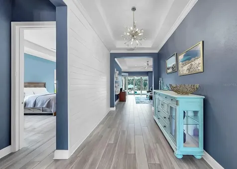 708 Manns Harbor Drive Apollo Beach FL 33572