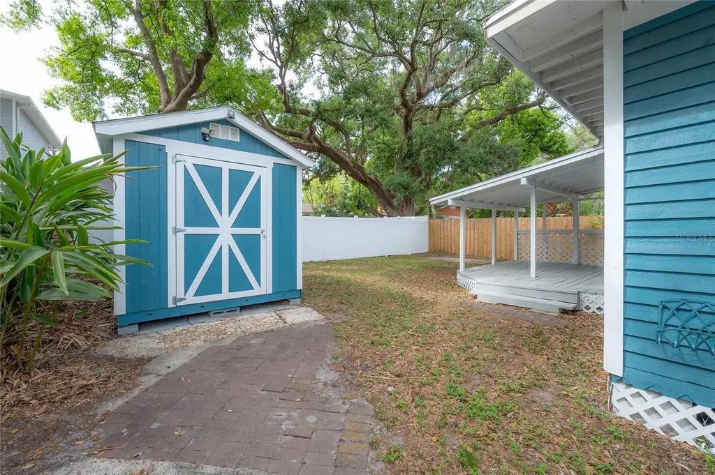1007 E Robson Street Tampa FL 33604