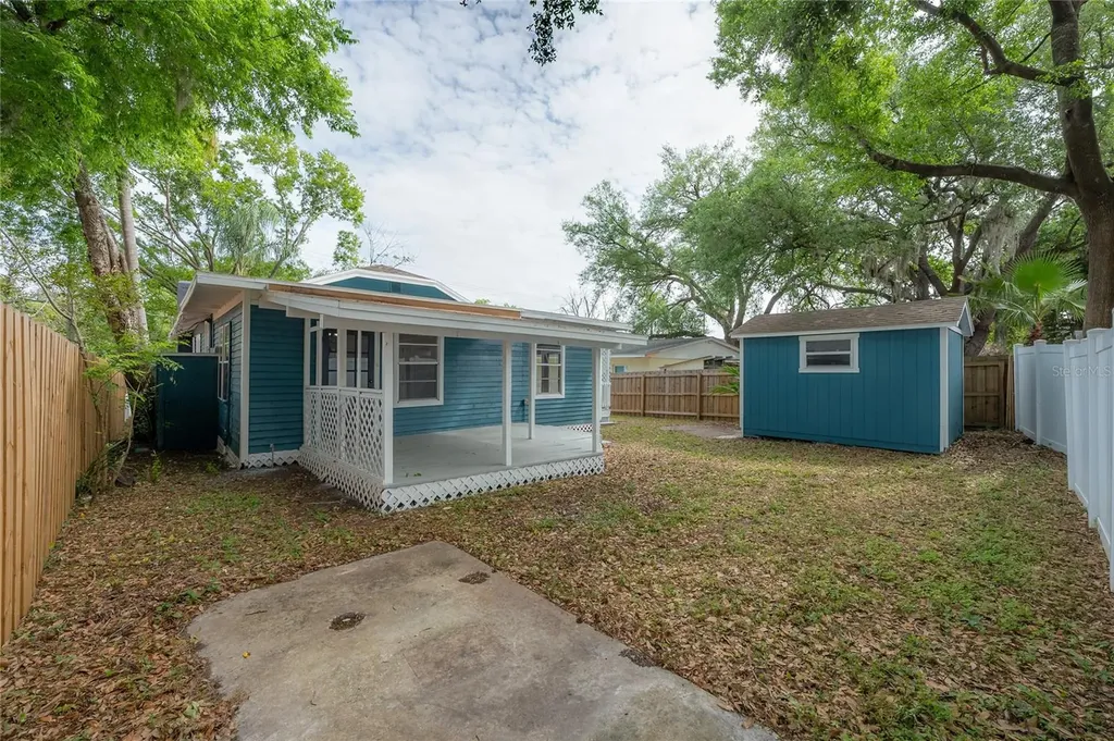 1007 E Robson Street Tampa FL 33604