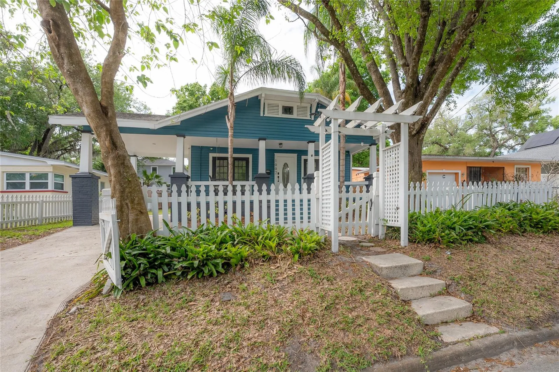 1007 E Robson Street Tampa FL 33604