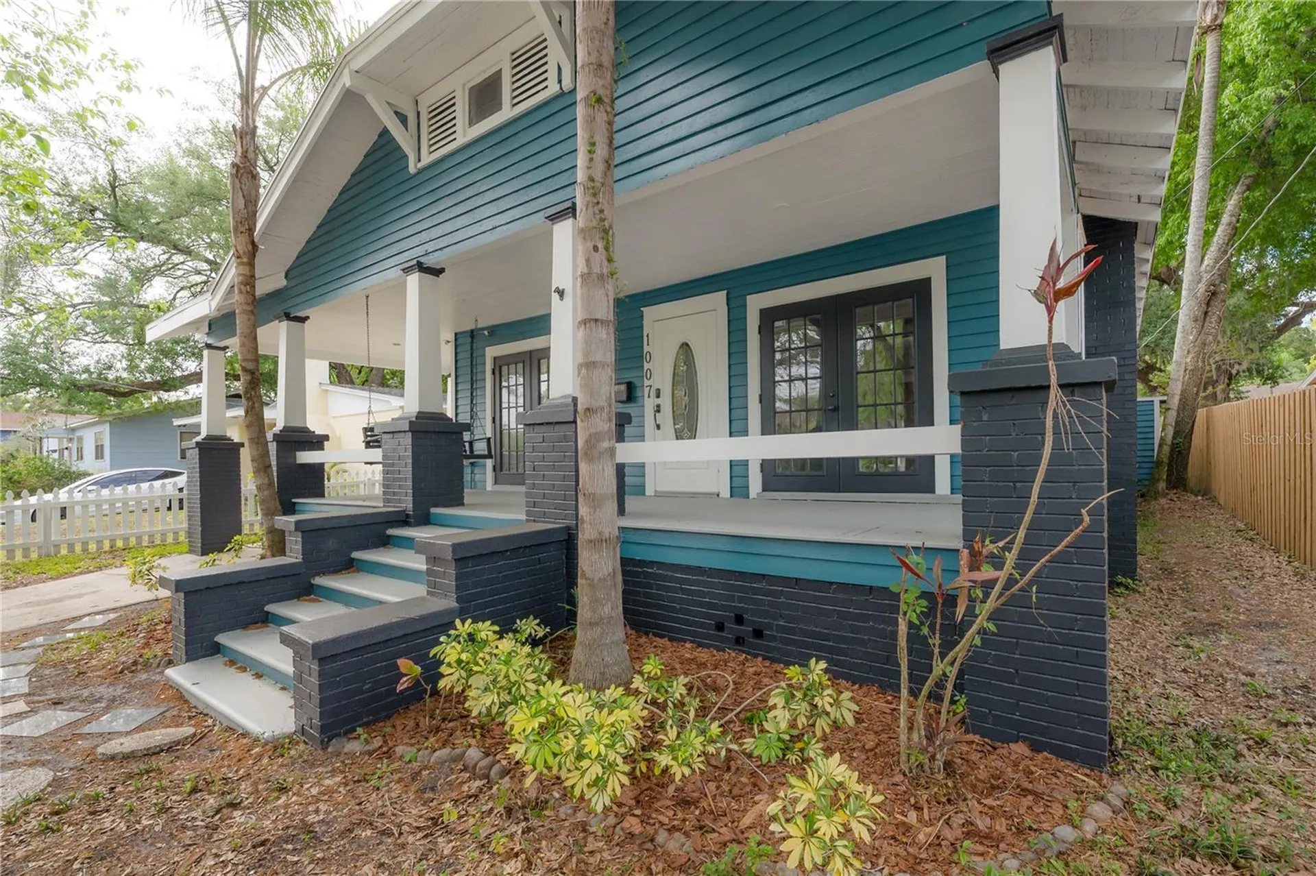 1007 E Robson Street Tampa FL 33604