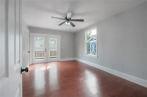 1007 E Robson Street Tampa FL 33604
