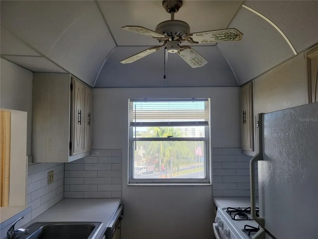 9950 62nd Terrace N St Petersburg FL 33708