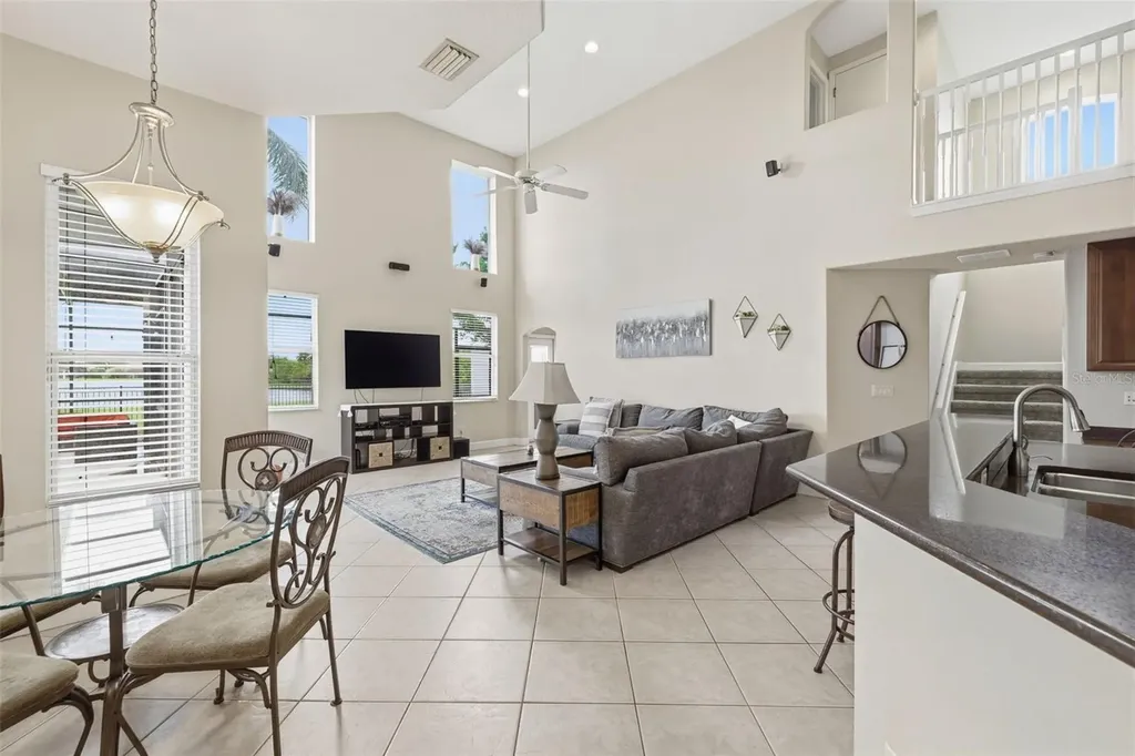 522 Country Meadows Way Bradenton FL 34212