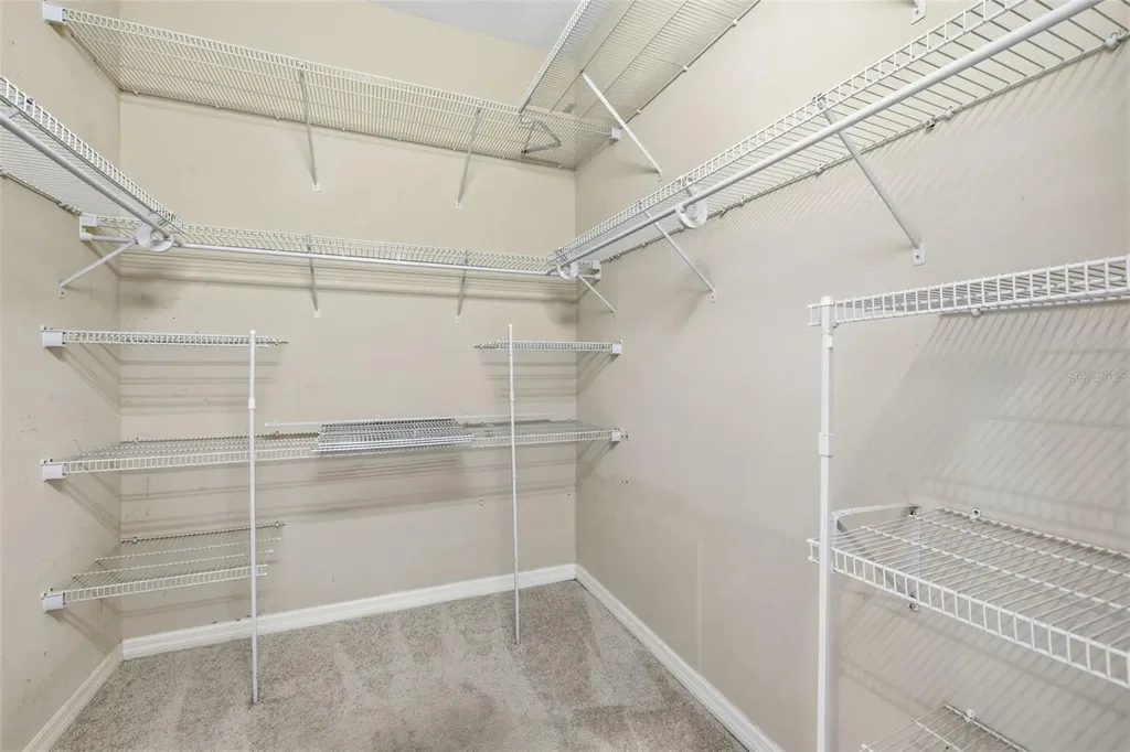 522 Country Meadows Way Bradenton FL 34212