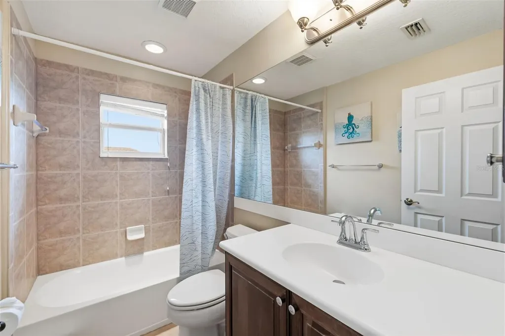 522 Country Meadows Way Bradenton FL 34212