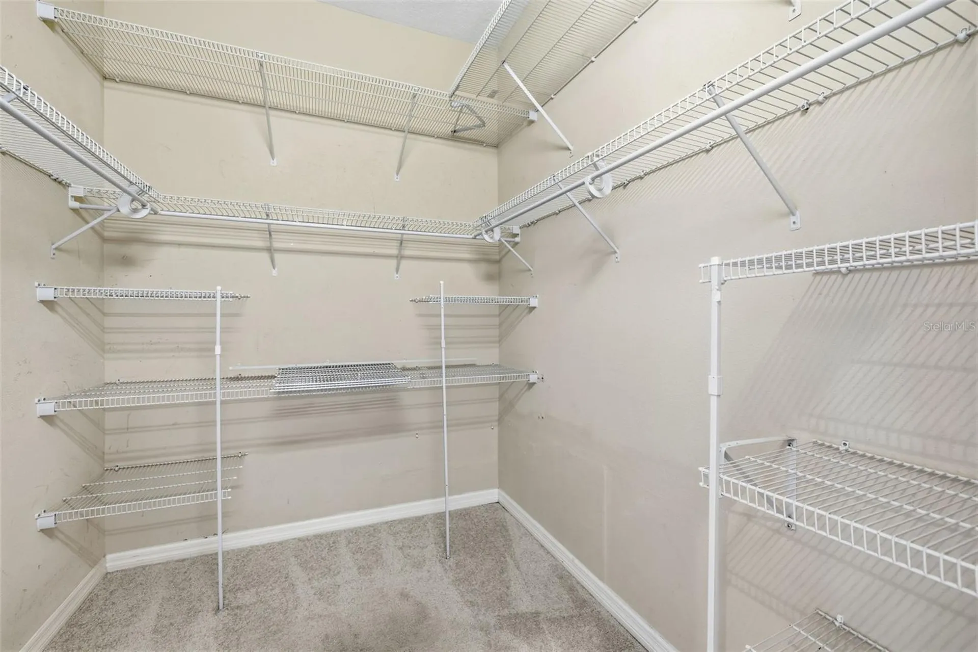 522 Country Meadows Way Bradenton FL 34212