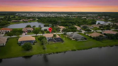 522 Country Meadows Way Bradenton FL 34212