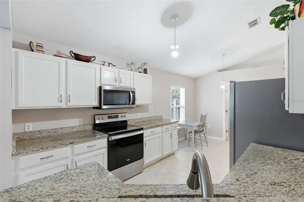 23152 NW 11th Road Newberry FL 32669