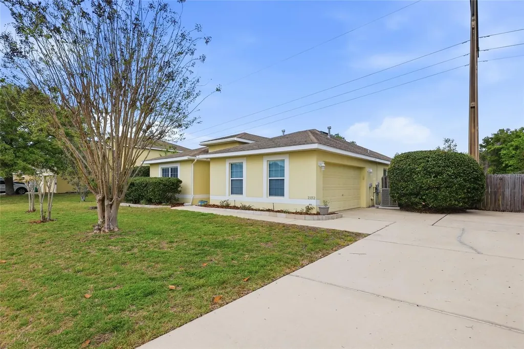 23152 NW 11th Road Newberry FL 32669