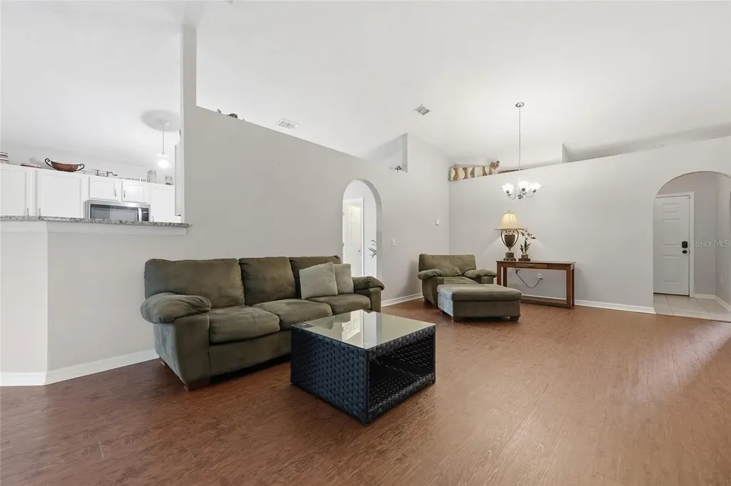 23152 NW 11th Road Newberry FL 32669