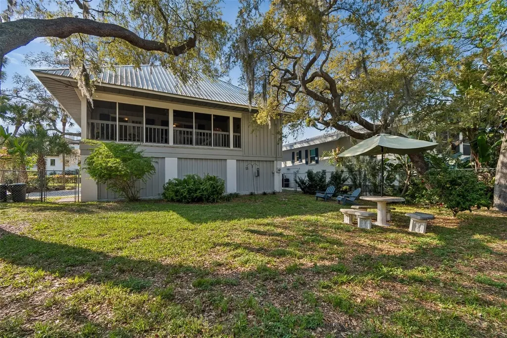 600 N Mayo Street Crystal Beach FL 34681