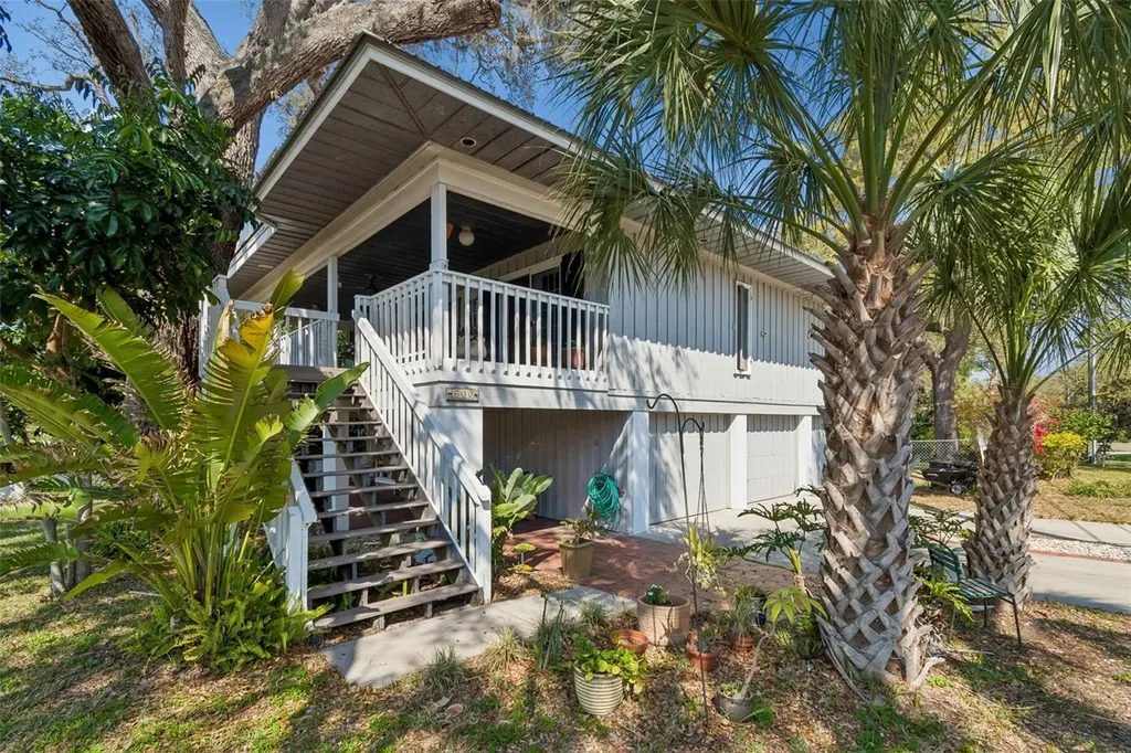 600 N Mayo Street Crystal Beach FL 34681