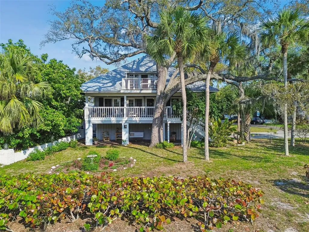 600 N Mayo Street Crystal Beach FL 34681