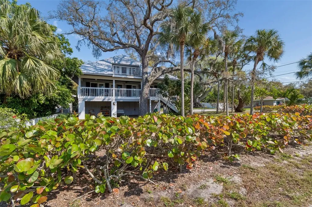 600 N Mayo Street Crystal Beach FL 34681
