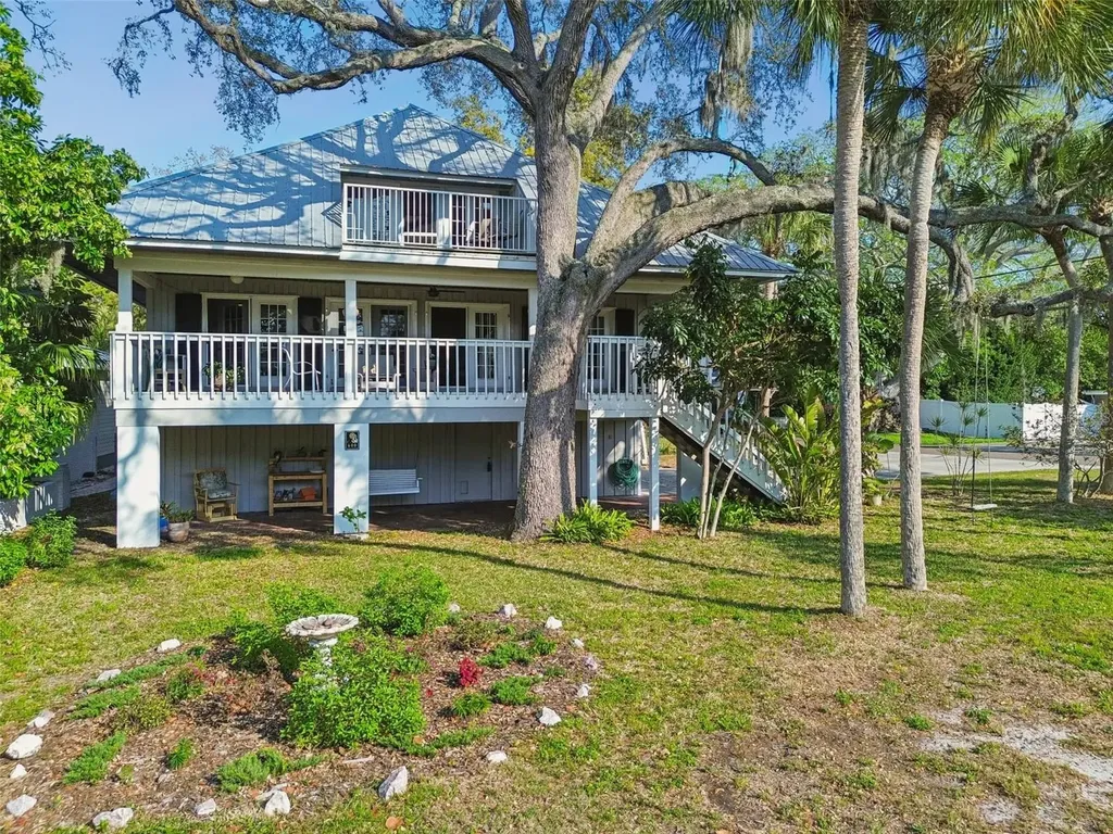 600 N Mayo Street Crystal Beach FL 34681