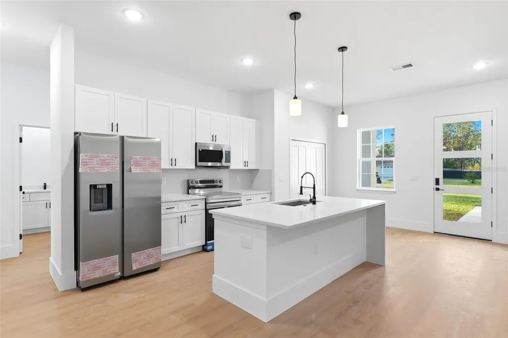 559 W Heronsbill Lane Dunnellon FL 34434