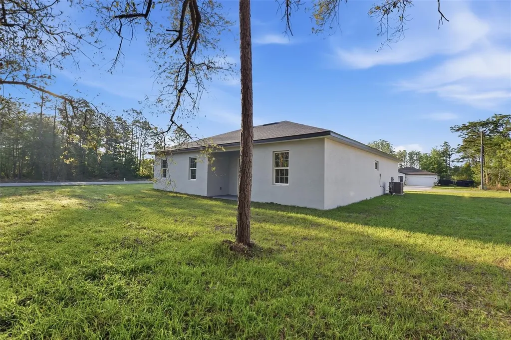 559 W Heronsbill Lane Dunnellon FL 34434
