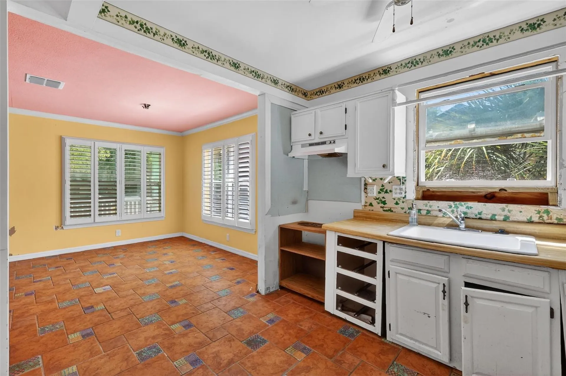 339 N Clayton Street Mount Dora FL 32757