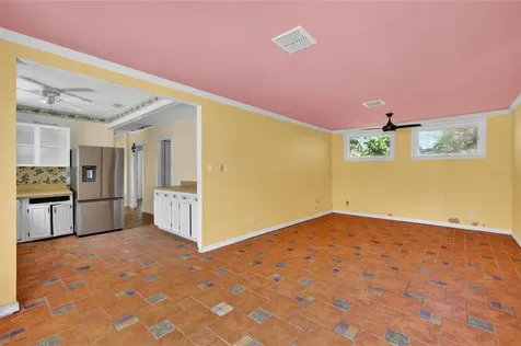 339 N Clayton Street Mount Dora FL 32757