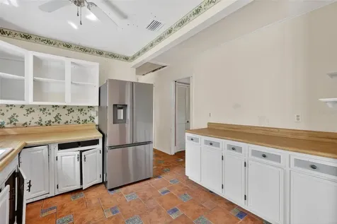 339 N Clayton Street Mount Dora FL 32757