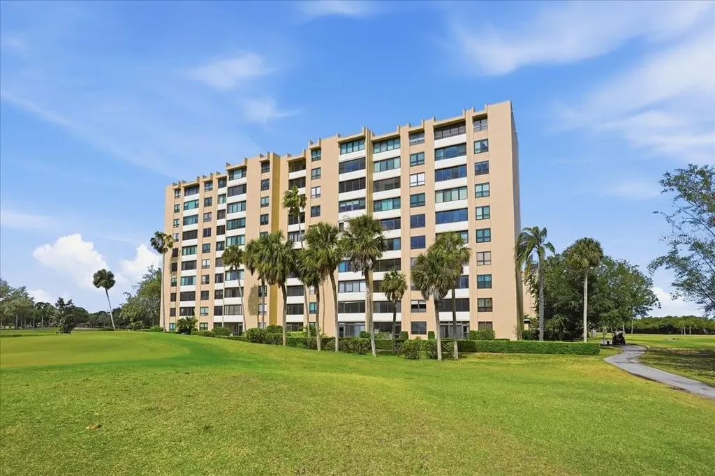 2616 Cove Cay Drive Clearwater FL 33760