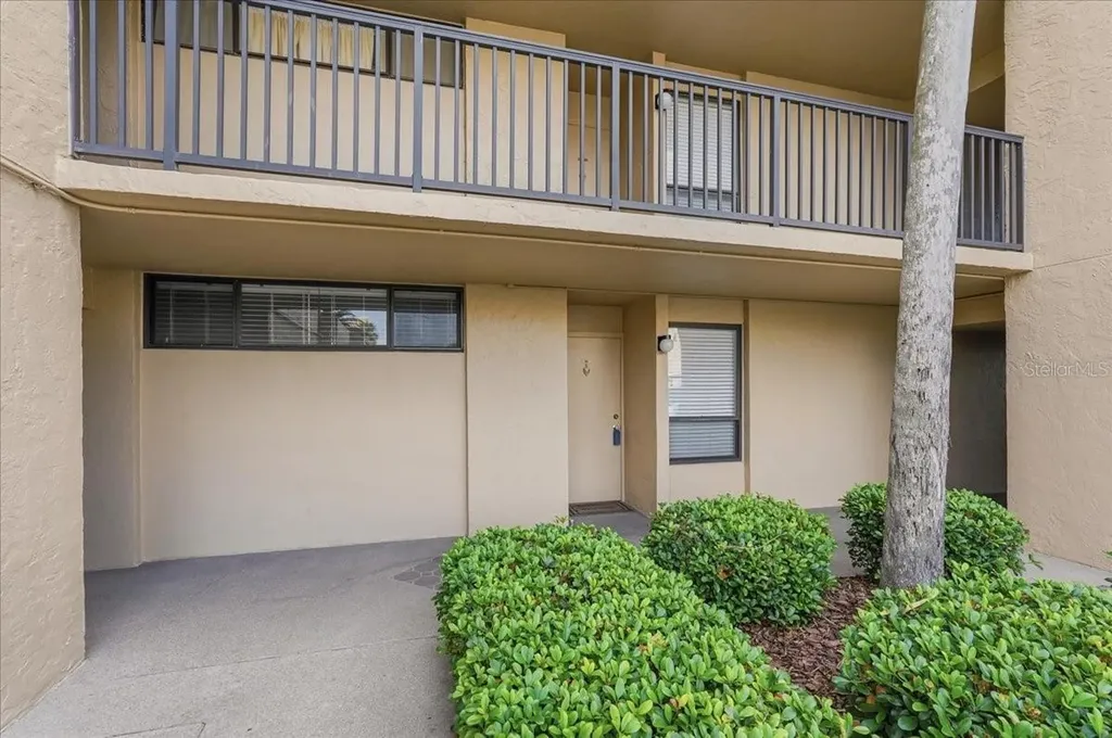 2616 Cove Cay Drive Clearwater FL 33760