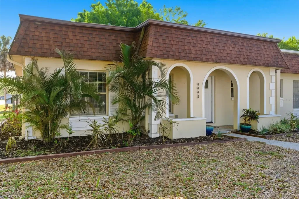 9993 86th Street Seminole FL 33777
