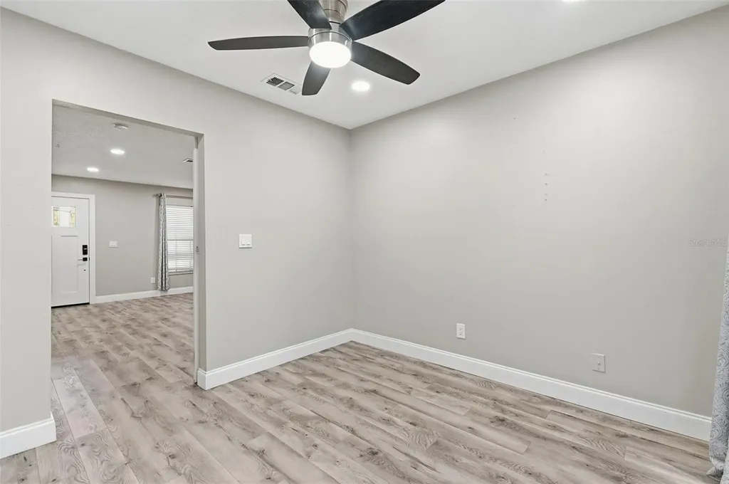 9993 86th Street Seminole FL 33777