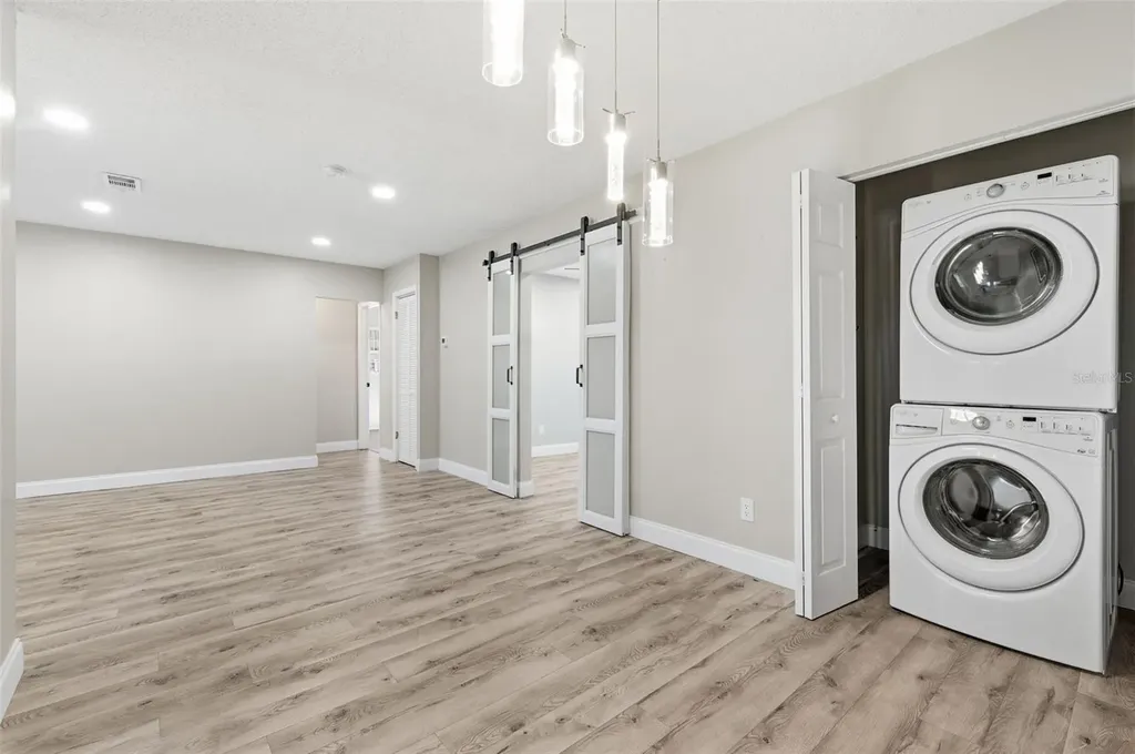 9993 86th Street Seminole FL 33777