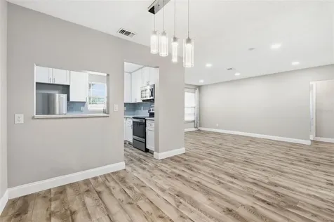 9993 86th Street Seminole FL 33777