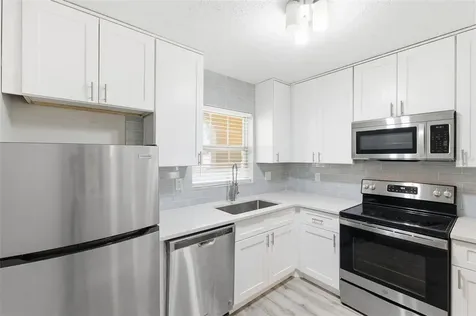 9993 86th Street Seminole FL 33777