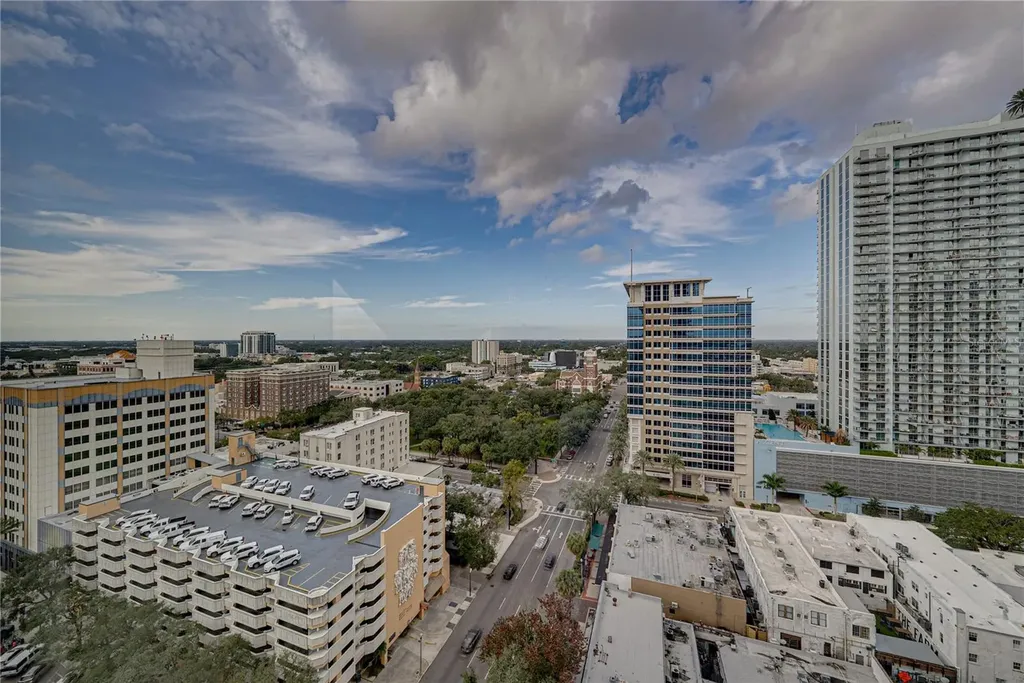 275 1st Avenue S St Petersburg FL 33701