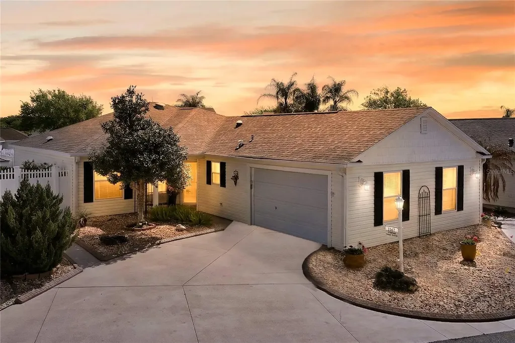 1147 Elizabeth Court The Villages FL 32162