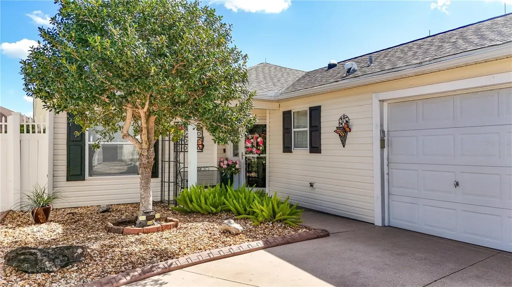 1147 Elizabeth Court The Villages FL 32162